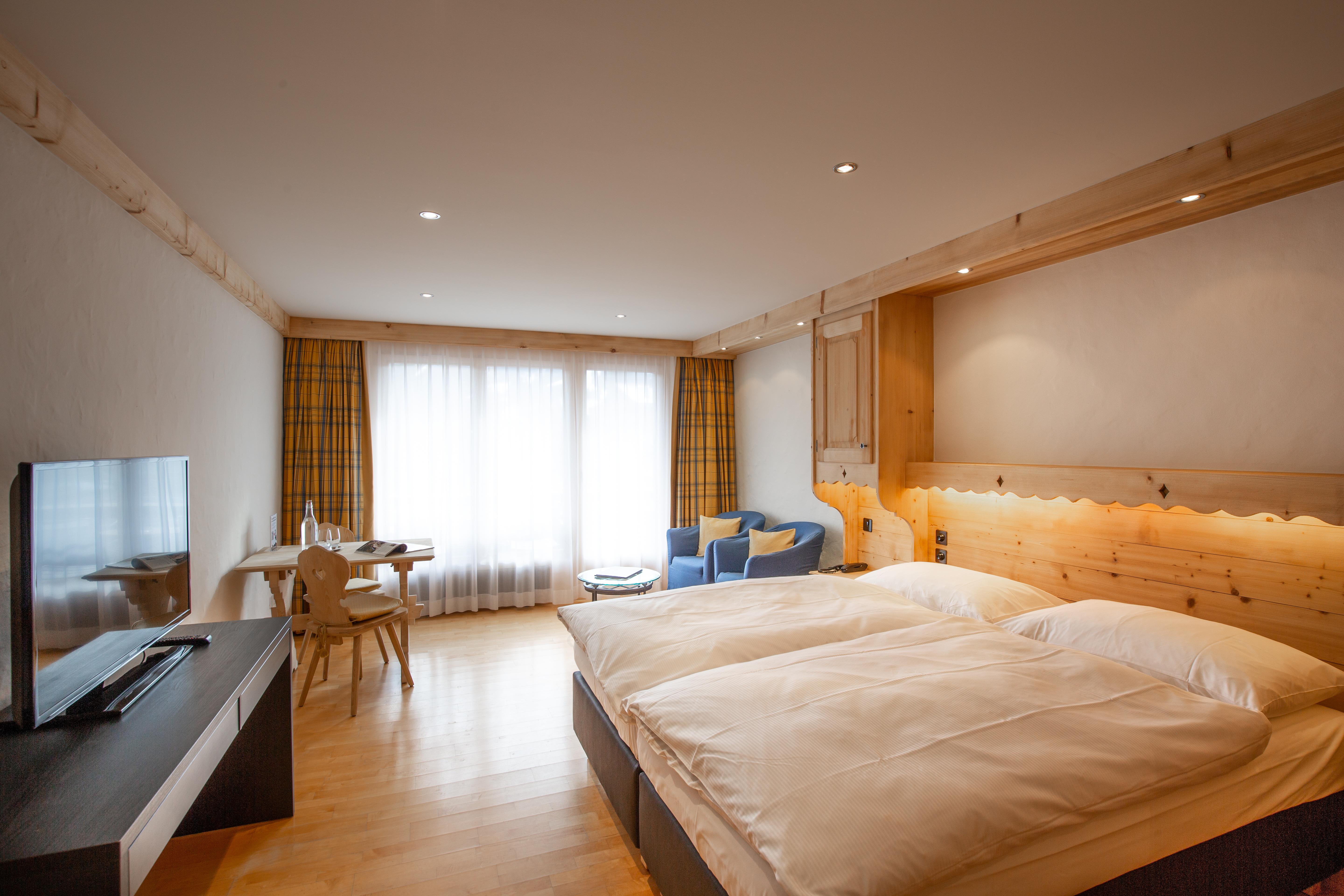 Bernerhof Swiss Quality Hotel Гштад Экстерьер фото