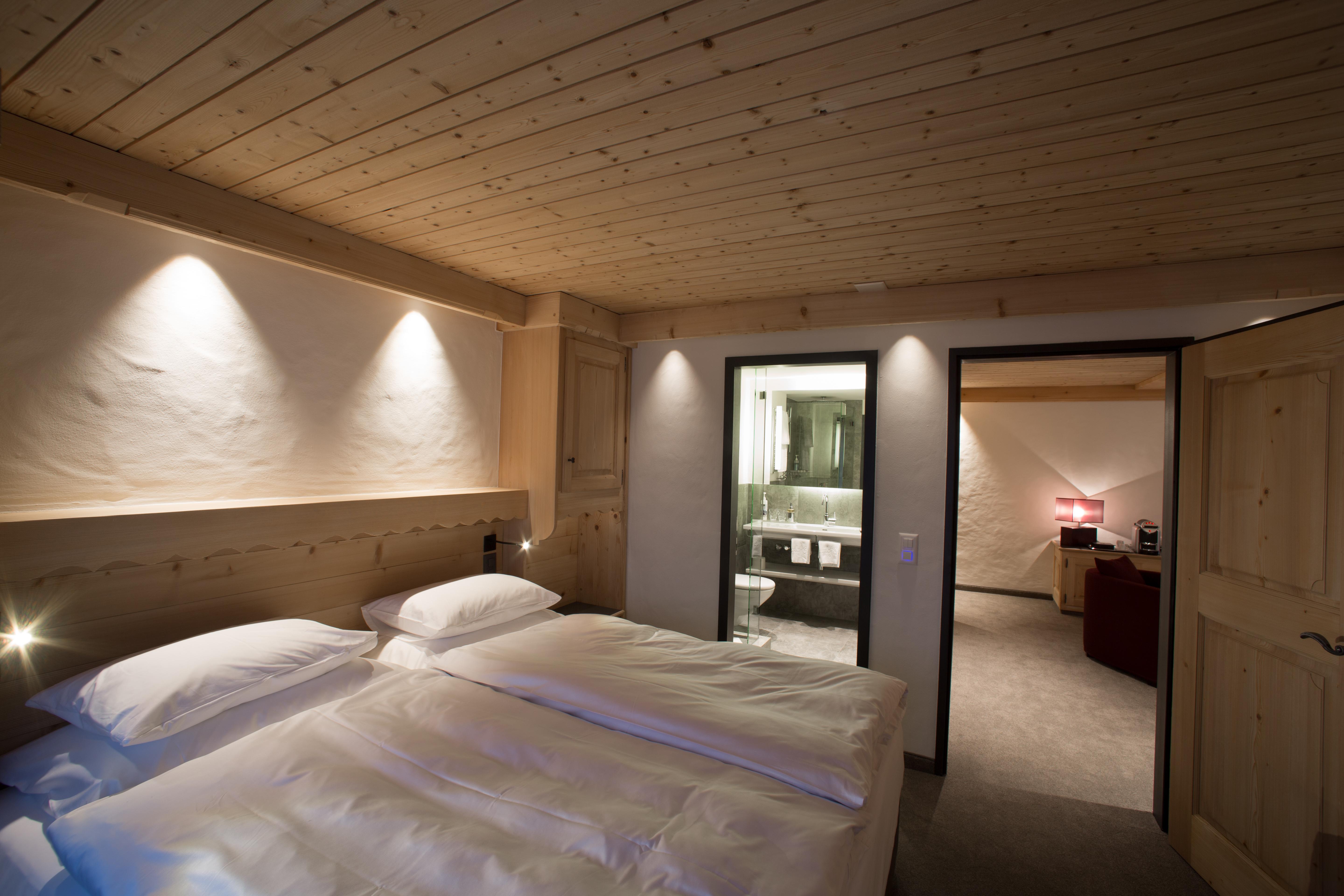 Bernerhof Swiss Quality Hotel Гштад Экстерьер фото