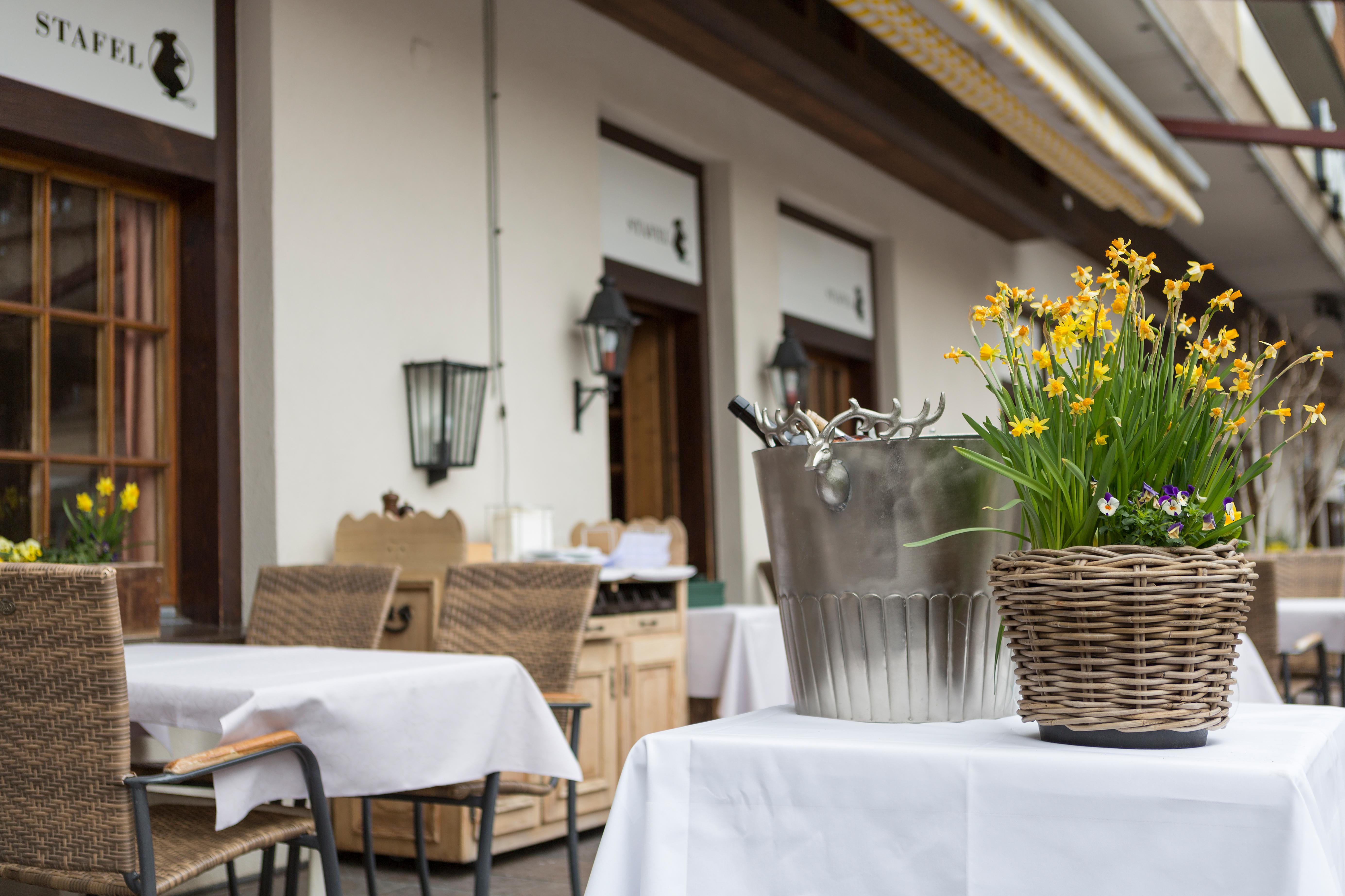 Bernerhof Swiss Quality Hotel Гштад Экстерьер фото